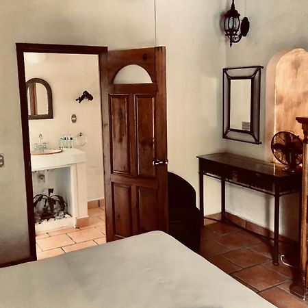 Hotel El Telon Tepoztlan Bagian luar foto